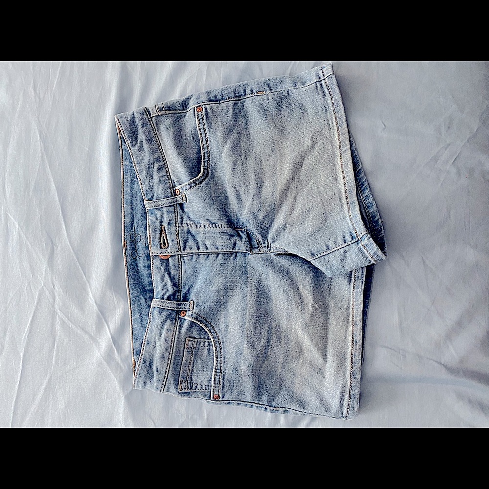 Brand New Jean Shorts Size 00/24